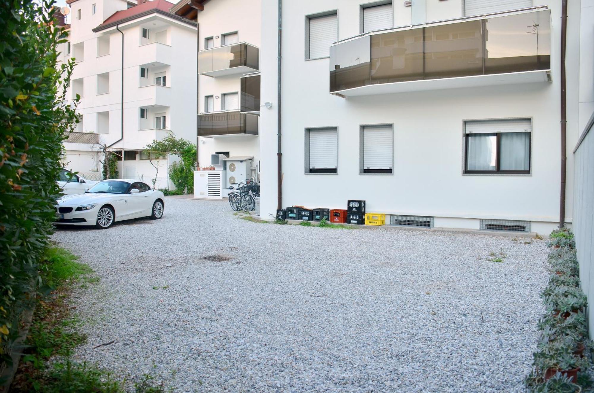 Hotel Etna Lignano Sabbiadoro Exterior photo